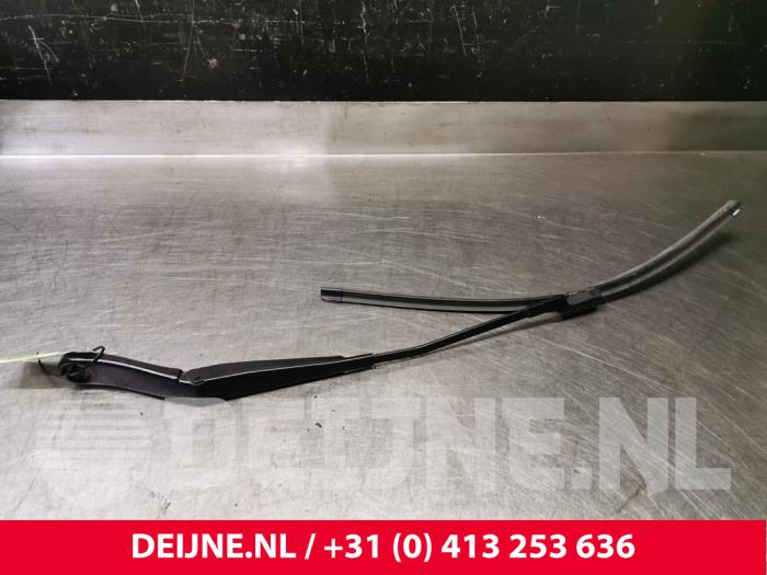 Volvo XC60 Scheibenwischerarm vorne O83204