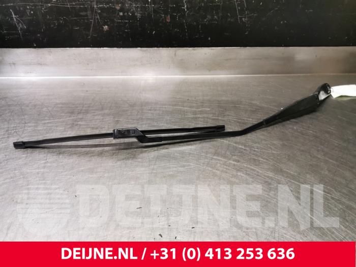 Volvo XC60 Scheibenwischerarm vorne O83206