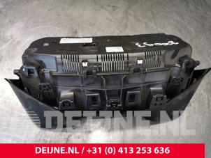 Ford Transit Custom Kilometerteller KM O83303 foto 2
