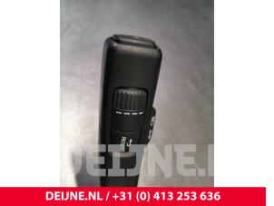 Volvo XC60 Steering column stalk O83311 photo 3