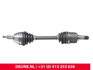 Volvo V50 Aandrijfas links-voor O9990001085 foto 3