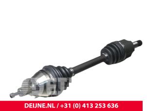 Volvo V50 Aandrijfas links-voor O9990001085 foto 4