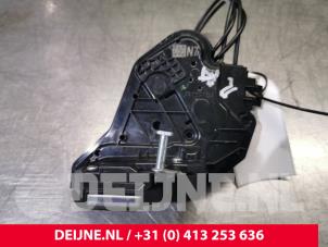 Peugeot 108 Deurslot Mechaniek 4Deurs rechts-achter O83503 foto 2