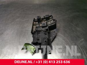 Volvo V60 Stoßstangenstütze rechts hinten O83631 foto 2
