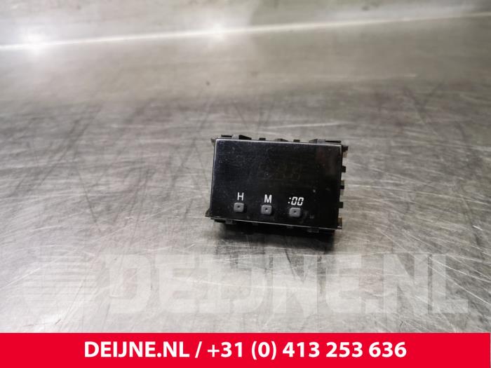 Toyota Hiace Uurwerk O83693
