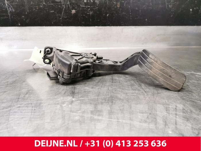 Renault Master Gaspedaal O83714