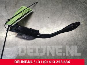 Mercedes C-Klasse Cruise Control Bediening O83771 foto 2