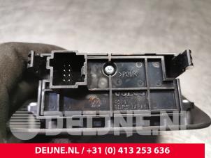 Volvo V60 Handrem schakelaar O84008 foto 3