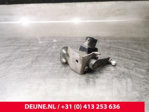 Volvo V60 Xenon hoogteregelaar O84009 foto 2