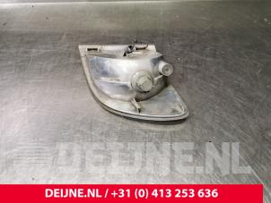 Mercedes Vito Richtingaanwijzer rechts O84206 foto 2