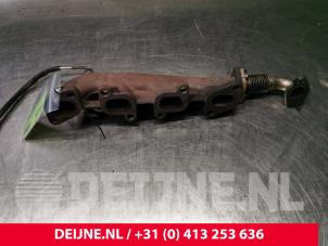 Gebruikte Uitlaatspruitstuk Mercedes Vito Prijs € 121,00 Inclusief btw aangeboden door van Deijne Onderdelen Uden B.V.