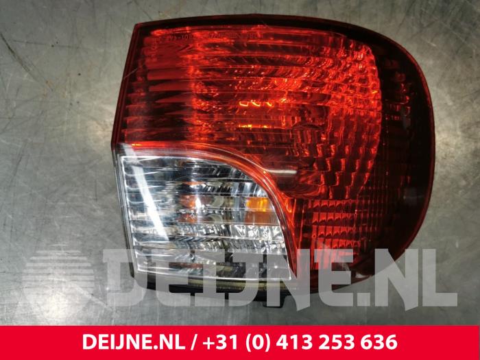 Hyundai H200 Taillight, left O84274