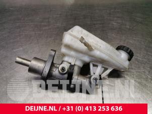 Peugeot Expert Hoofdremcilinder O84337 foto 3
