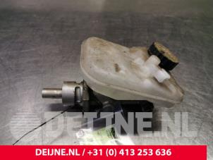 Gebruikte Hoofdremcilinder Peugeot Partner 1.6 HDI 75 Prijs € 48,40 Inclusief btw aangeboden door van Deijne Onderdelen Uden B.V.