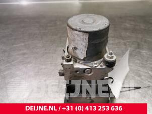 Citroen Jumpy ABS Pomp O84387 foto 4