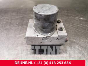 Mercedes Sprinter ABS pump O84395 photo 2
