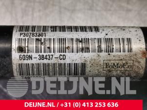 Volvo V70 Front drive shaft, left O84455 photo 3