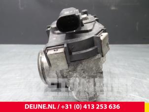 Iveco New Daily Gasklephuis O72331 foto 4