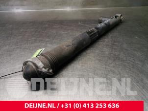 Volkswagen Golf Stoßdämpfer links hinten O84592 foto 2