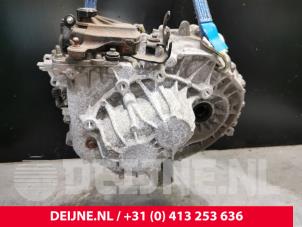 Volvo V70 Versnellingsbak O84642 foto 3