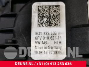 Volkswagen Golf Accelerator pedal O84658 photo 3