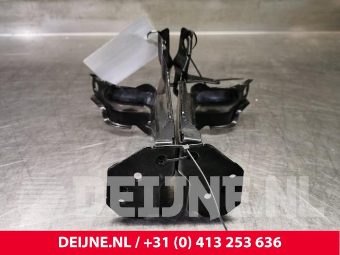 Volvo V60 Radiatorbalken O84728