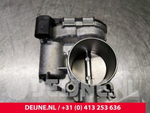 Gebruikte Gasklephuis Volvo V40 (MV) 1.6 T2 GTDi 16V Prijs € 25,00 Margeregeling aangeboden door van Deijne Onderdelen Uden B.V.