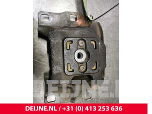 Ford C-Max Engine mount O84858 photo 2
