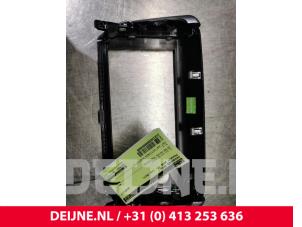 Peugeot 2008 Dashboard deel O84906 foto 2
