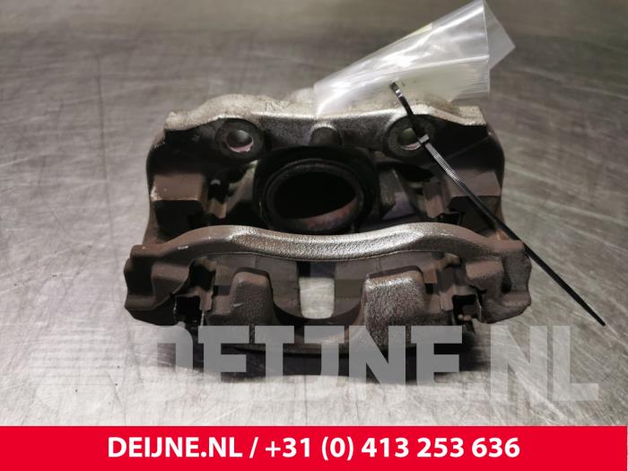 Peugeot 2008 Front brake calliper, right O84918