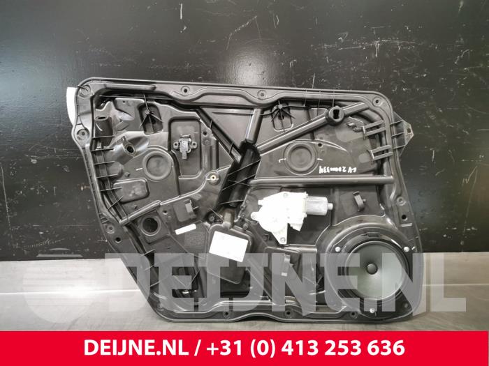 Mercedes GLE Ruitmechaniek 4Deurs links-voor O85073