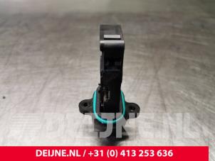 Opel Astra Airflow meter O85240 photo 2