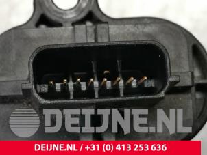 Opel Astra Airflow meter O85240 photo 3