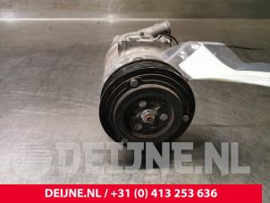 Gebruikte Aircopomp Opel Astra K 1.0 Turbo 12V Prijs € 70,00 Margeregeling aangeboden door van Deijne Onderdelen Uden B.V.