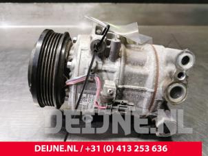 Opel Astra Air conditioning pump O85249 photo 2
