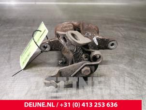 Volkswagen Golf Remklauw (Tang) links-achter O85362 foto 4