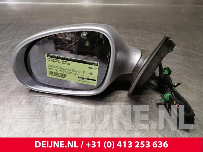 Volkswagen Passat Wing mirror, left O85645