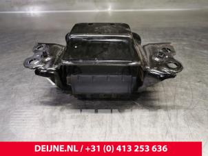 Audi A3 Motorsteun O85729 foto 2