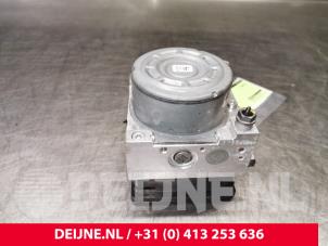 Audi A3 ABS pump O85735 photo 2
