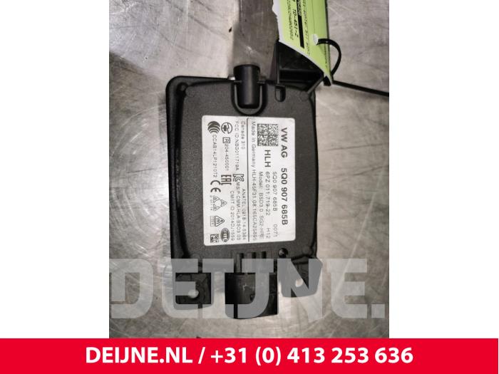 Volkswagen Golf Dode hoek sensor O85843