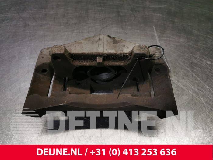 Audi A4 Bremszange links vorne O85921