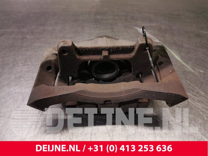 Audi A4 Bremszange rechts vorne O85922