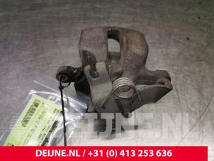 Audi A4 Remklauw (Tang) rechts-achter O85923 foto 2