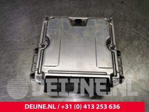 Opel Vivaro Engine management computer O85927 photo 3