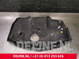 Mercedes GLE Engine cover O85986 photo 2