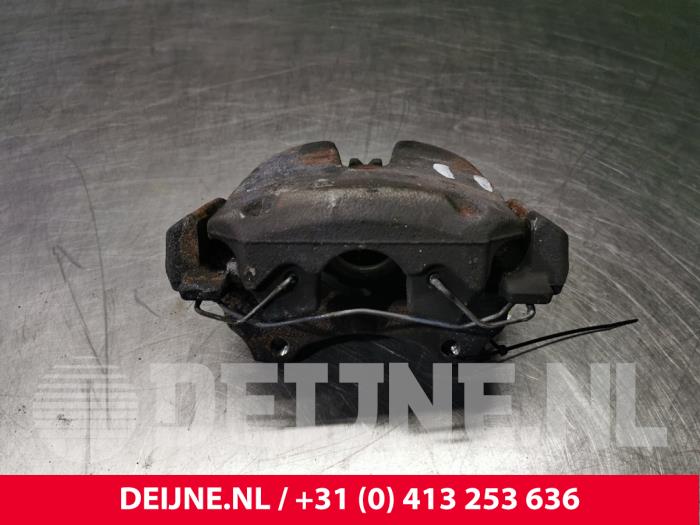 Opel Corsa Bremszange links vorne O86271