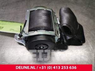 Opel Corsa Veiligheidsgordel links-voor O86276 foto 3