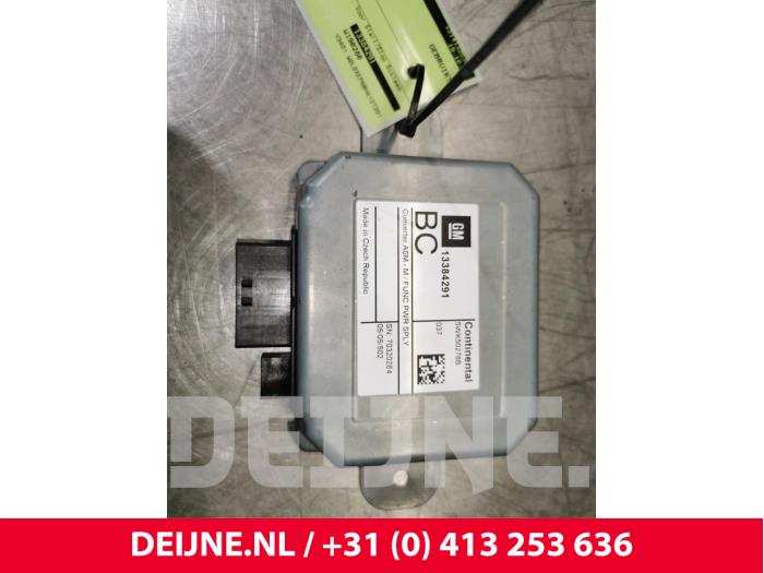 Opel Corsa Umrichter O86278