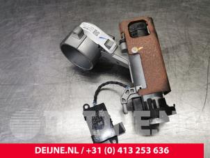 Opel Corsa Ignition lock + key O86283 photo 3