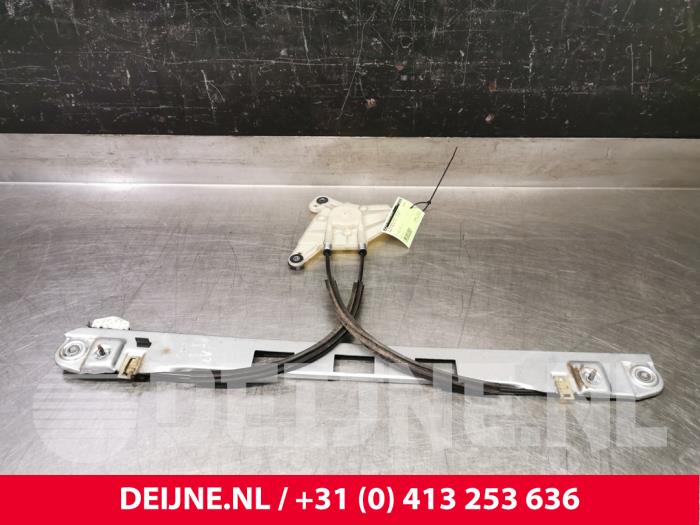 Renault Master Ruitmechaniek 4Deurs links-voor O86298